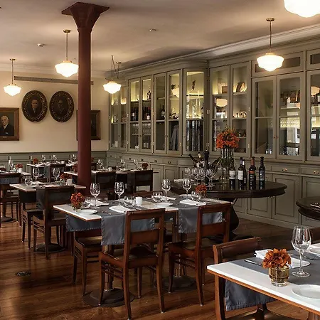 A.s. 1829 Hotell Oporto